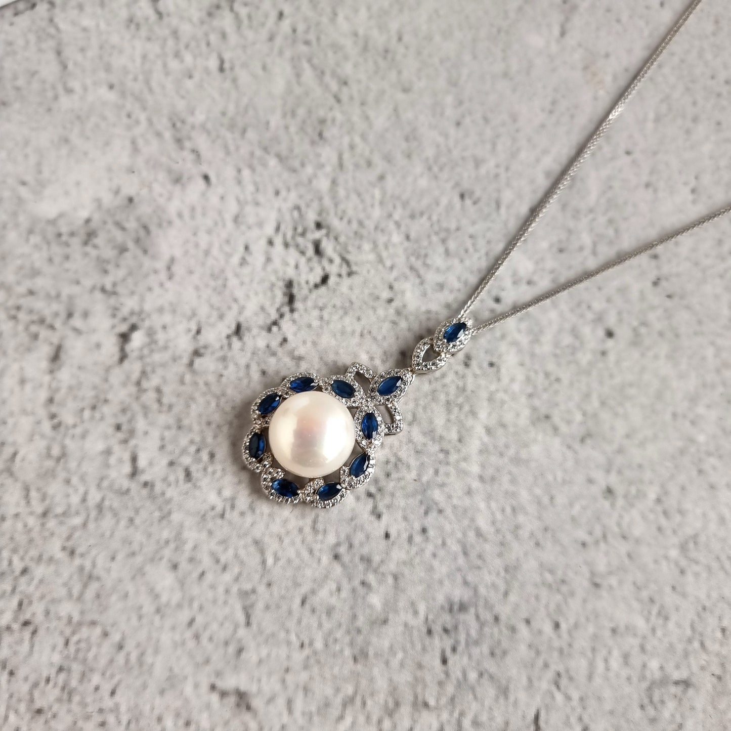 Fresh Water Pearl Pendant with Sterling silver chain - Necklace