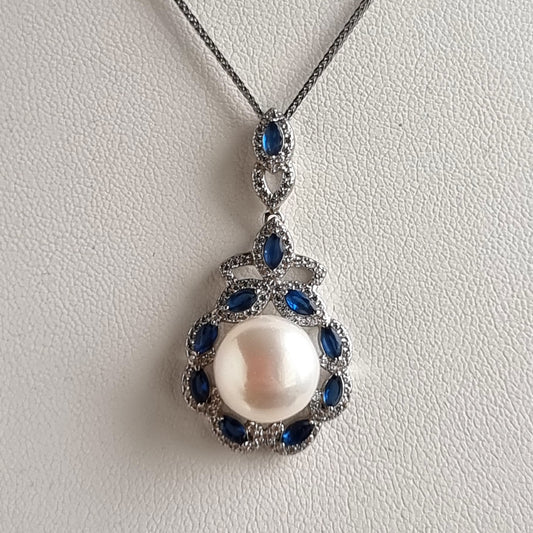Fresh Water Pearl Pendant with Sterling silver chain - Necklace