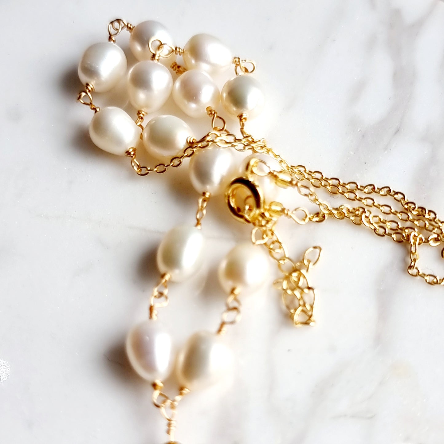 Fresh Water Pearl with wrapped Aquamarine Gemstone Pendant Necklace