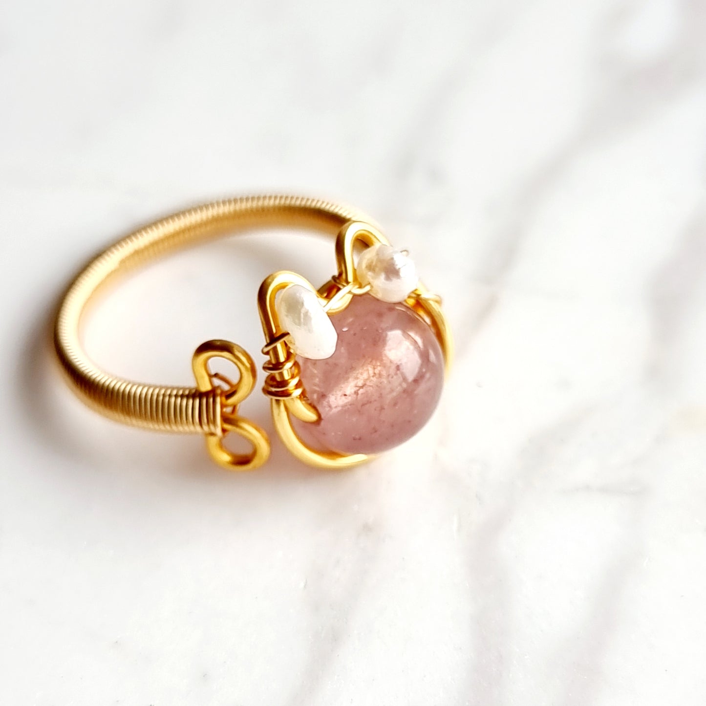 Strawberry Quartz & Fresh Water Pearl Cat Wire Wrap Ring