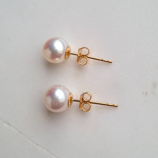 AAA quality 7.5 to 8 mm Almost Round Fresh Water Pearl with Gold filled Ear Stud - White