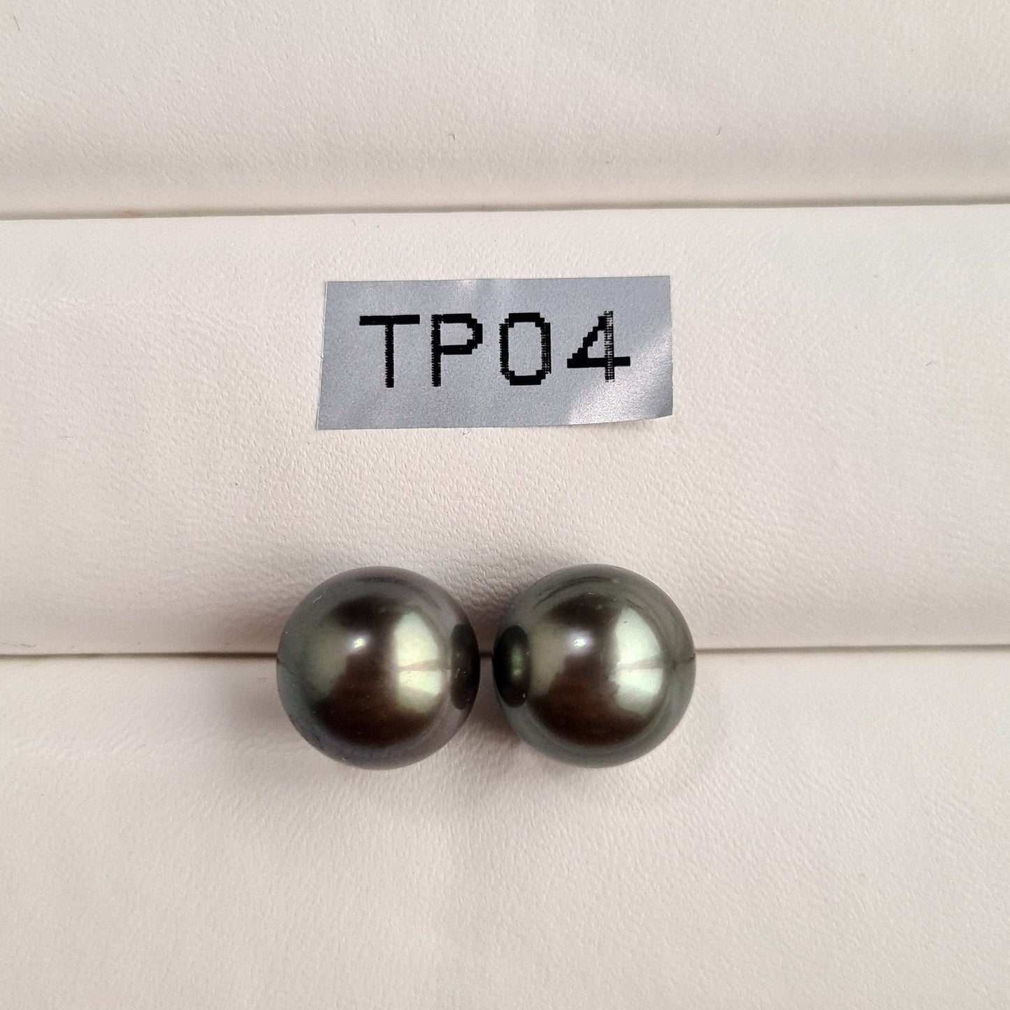 AAA Quality 11-11.5 mm Tahitian Pearl with Sterling Silver Stud - Peacock Green