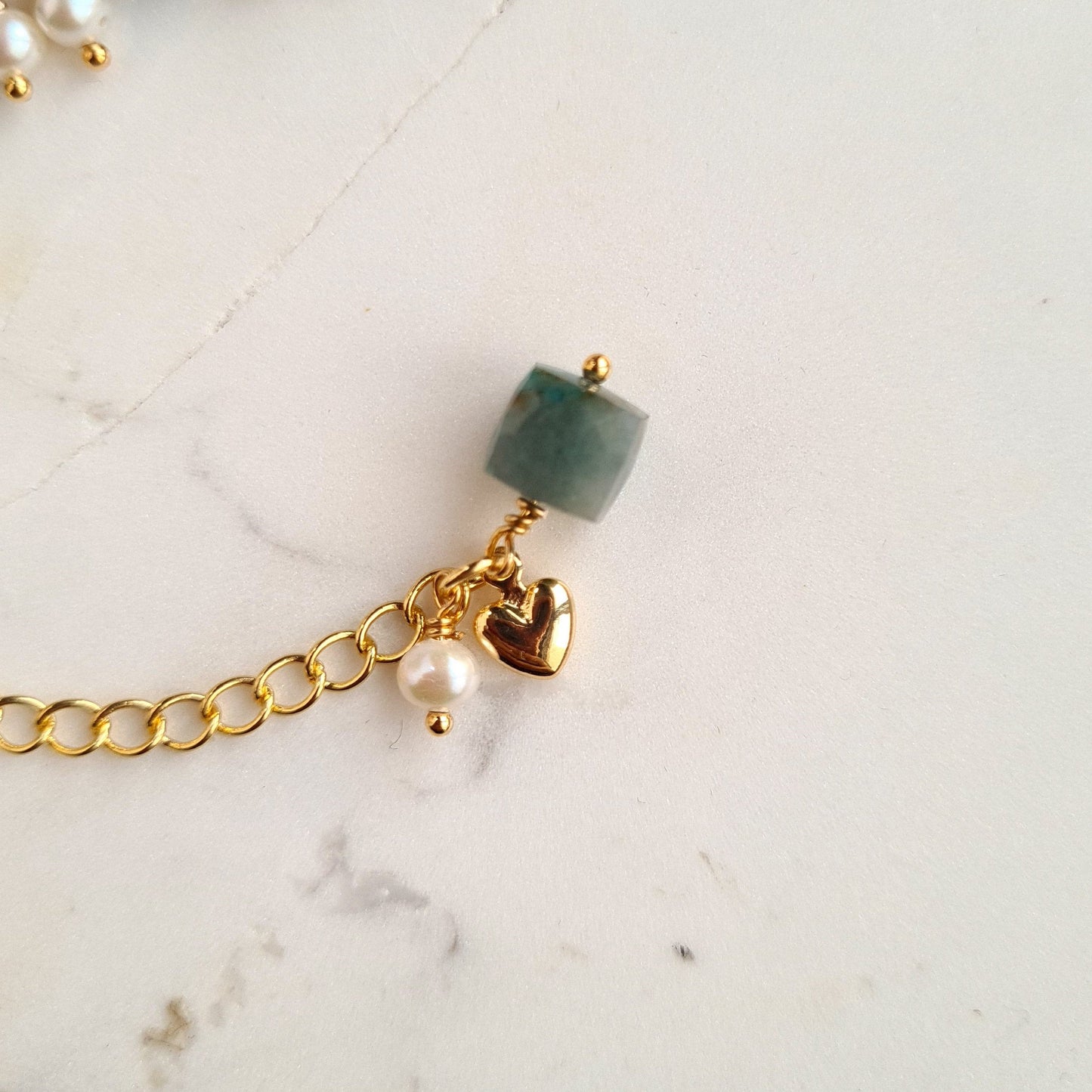 Chrysocolla with Fresh Water Pearl Cluster Bracalet