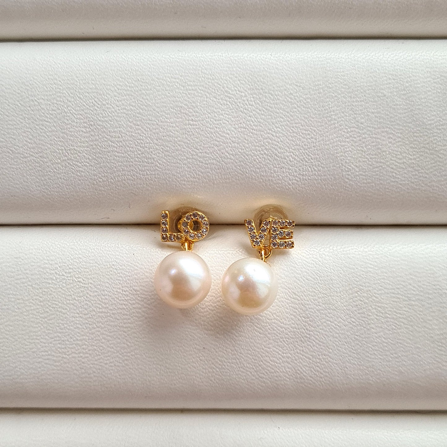 LOVE Vermeil (S925) with AAA Fresh Water Pearl Stud