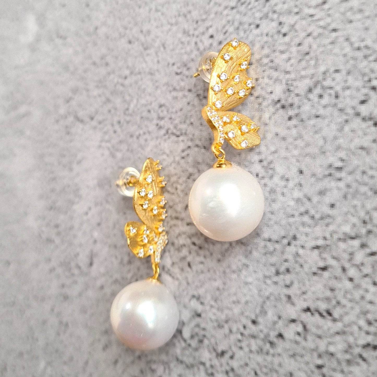 Frosted Butterfly Vermeil (S925) with AAA Fresh Water Pearl Dangling Earrings
