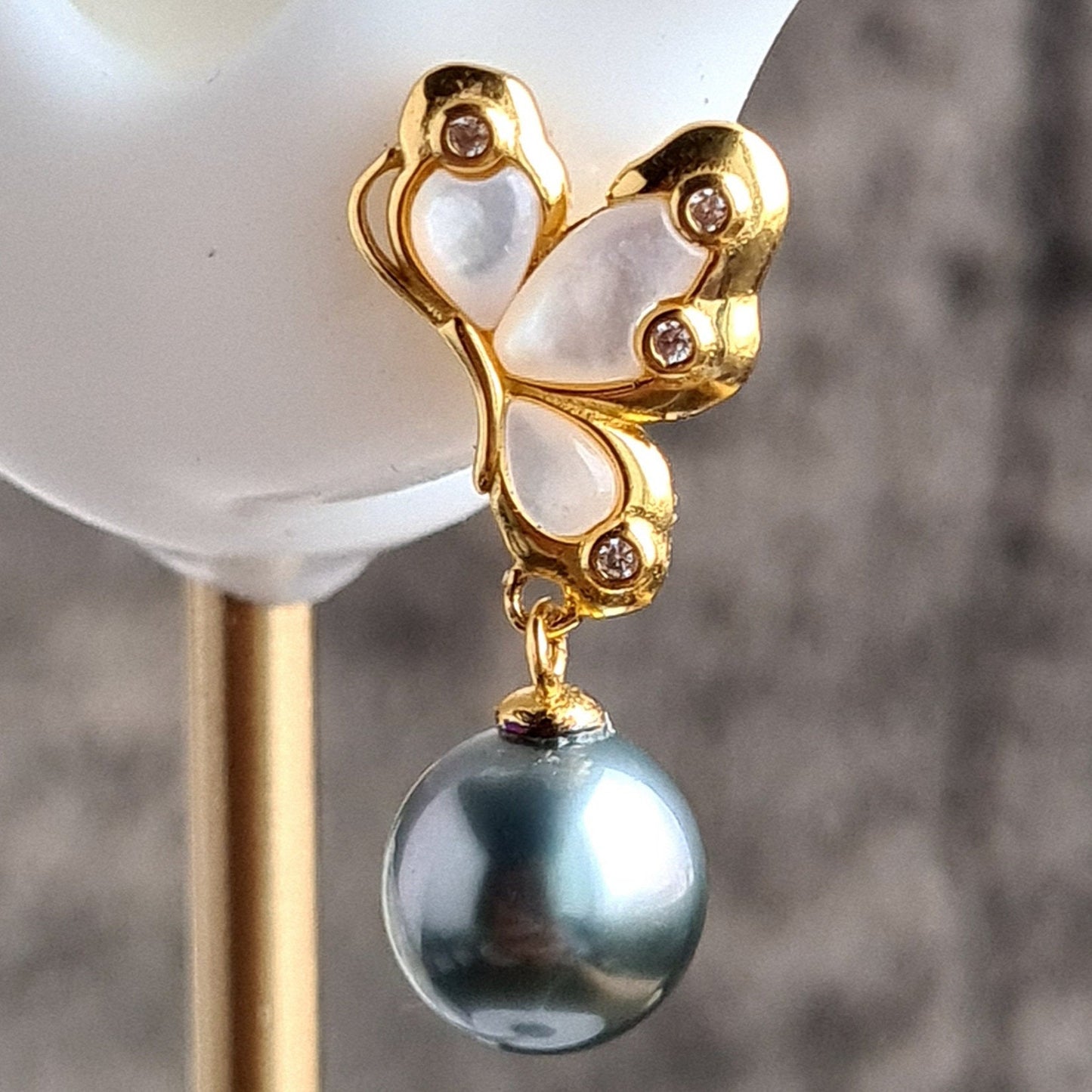 Asymmetrical Tahitian Pearl Butterfly Earrings in S925