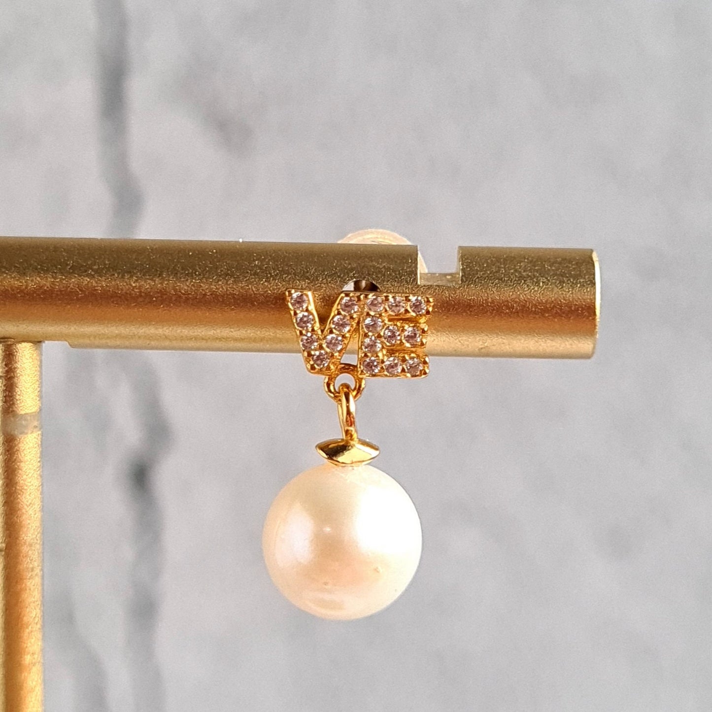 LOVE Vermeil (S925) with AAA Fresh Water Pearl Stud