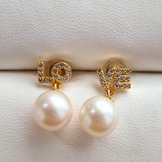 LOVE Vermeil (S925) with AAA Fresh Water Pearl Stud