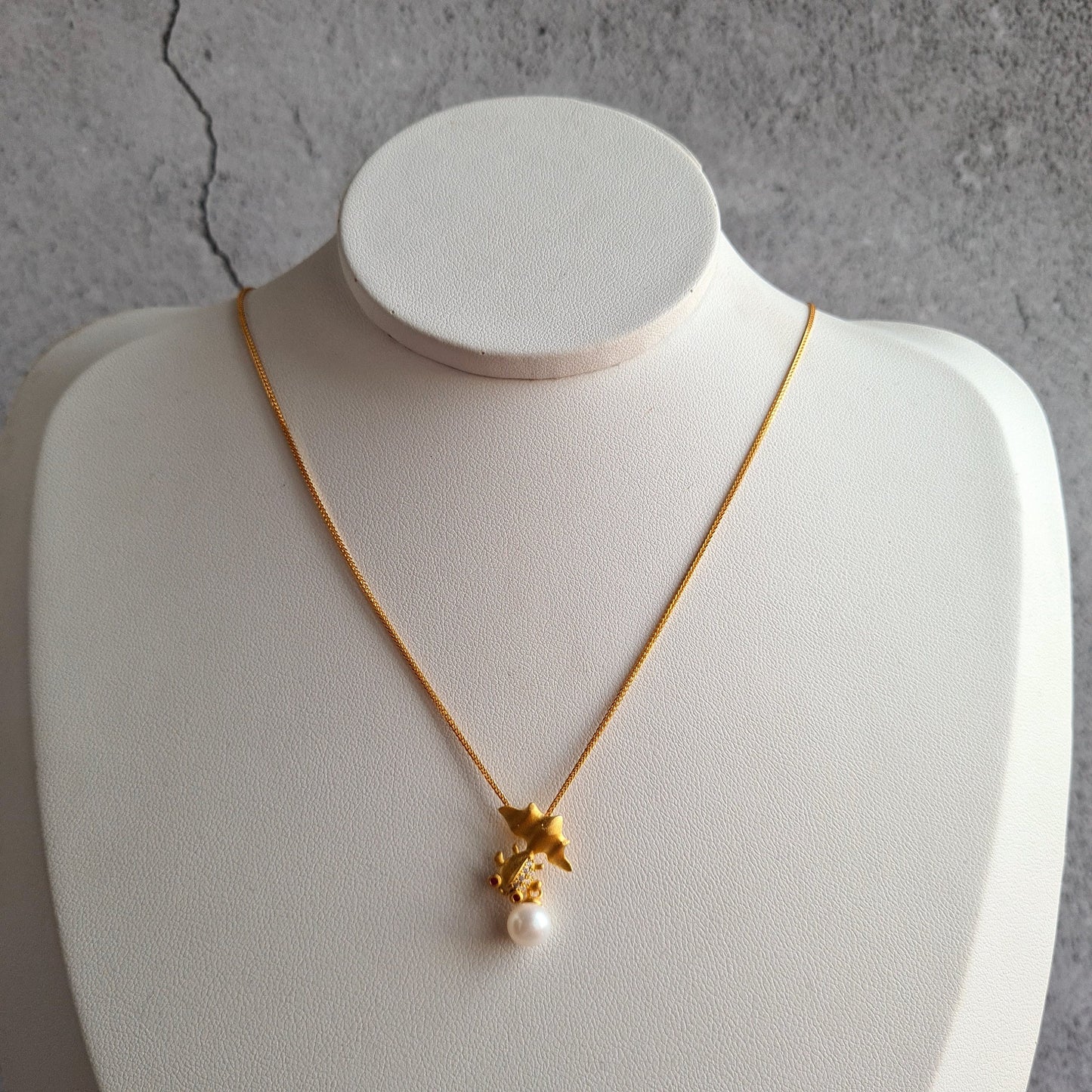 Gold Fish Vermeil Pendant with Chain with AAA fresh water Pearl Necklace