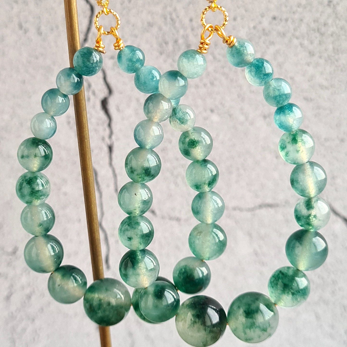 Jade Green Chalcedony Gradual tear Drop Hoop