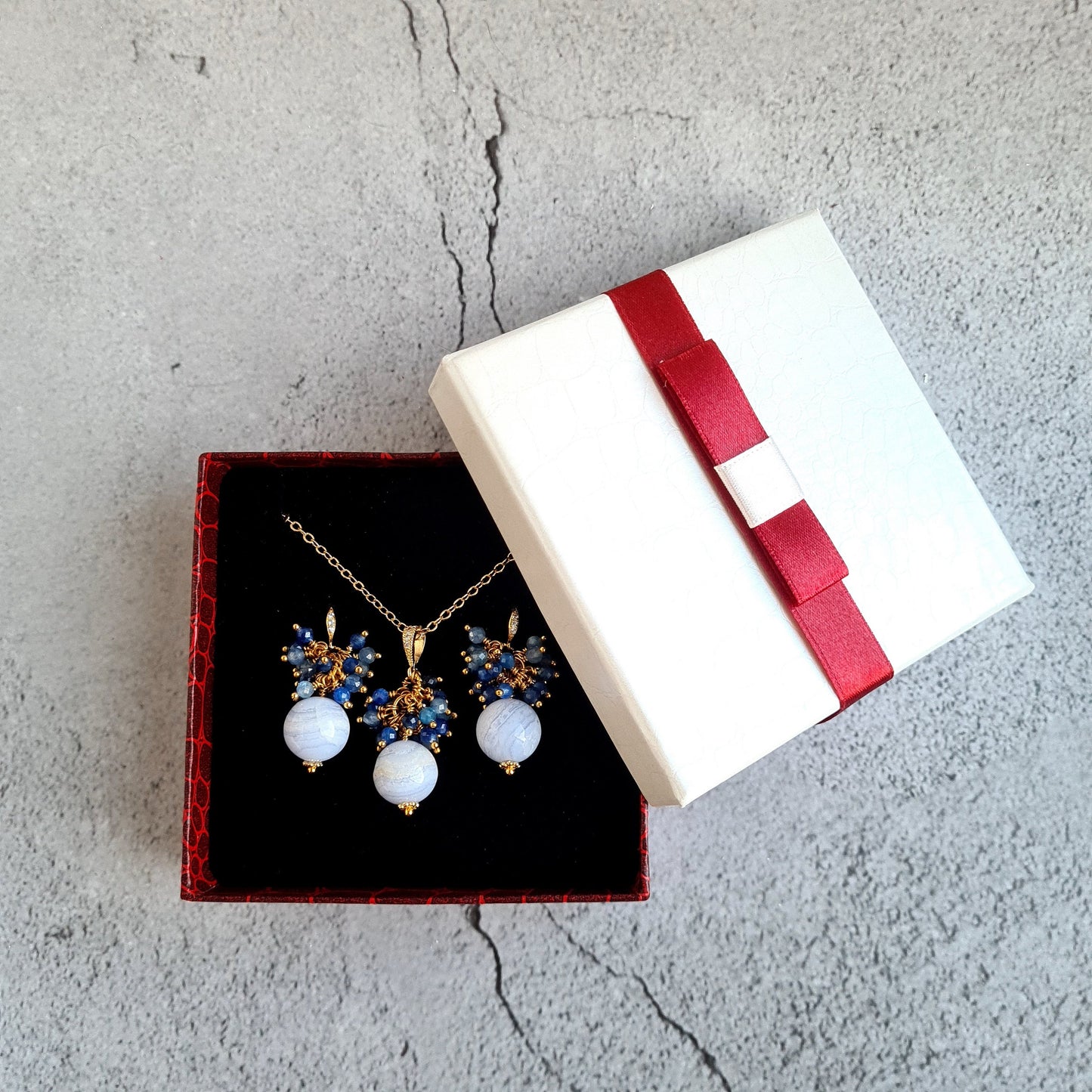 Blue Laca Agate with Kyanite Gemstone Cluster Earrings, Pendant, Necklace Set