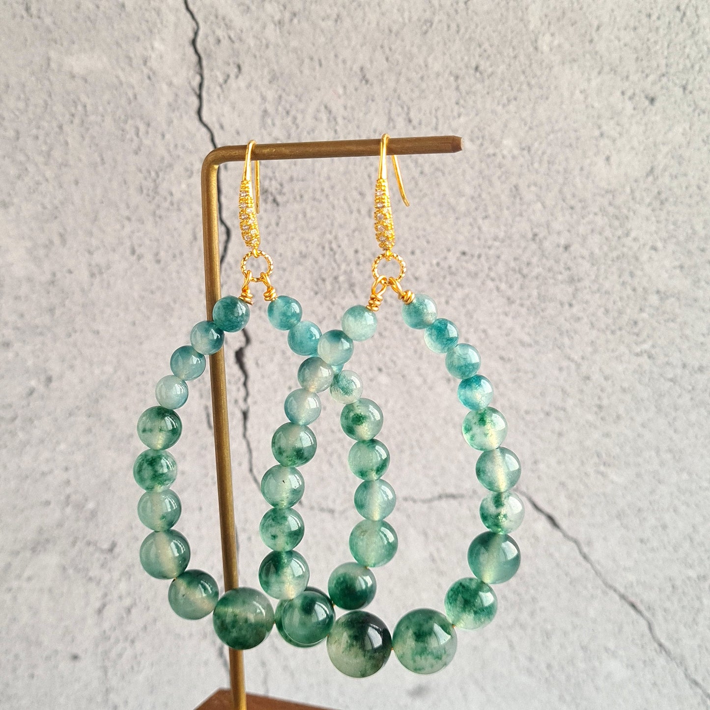 Jade Green Chalcedony Gradual tear Drop Hoop