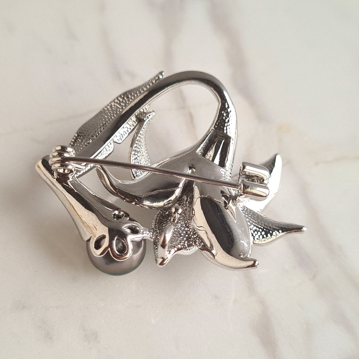 Tahitian Pearl Matte Black Alloy Flower Brooch