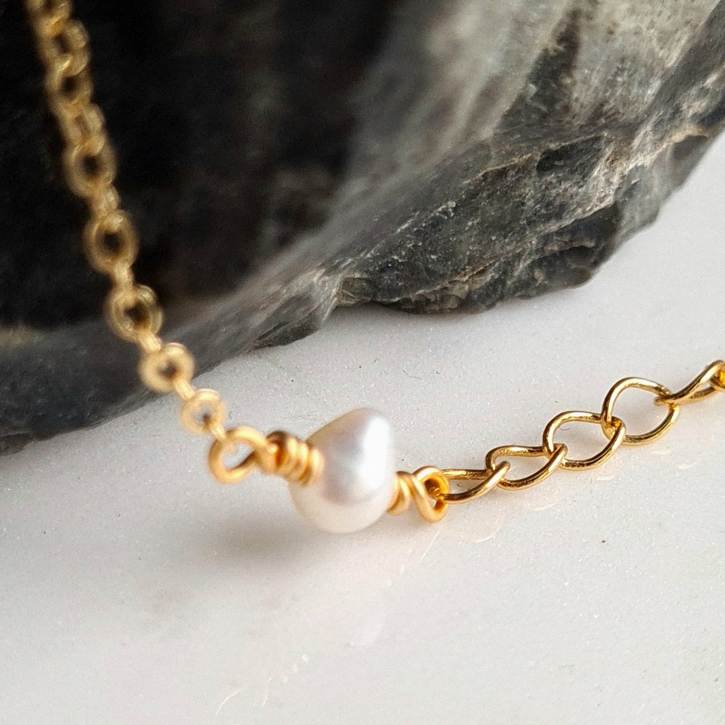 Bar Bracelet - Fresh Water Pearl - White, Pink and Purple