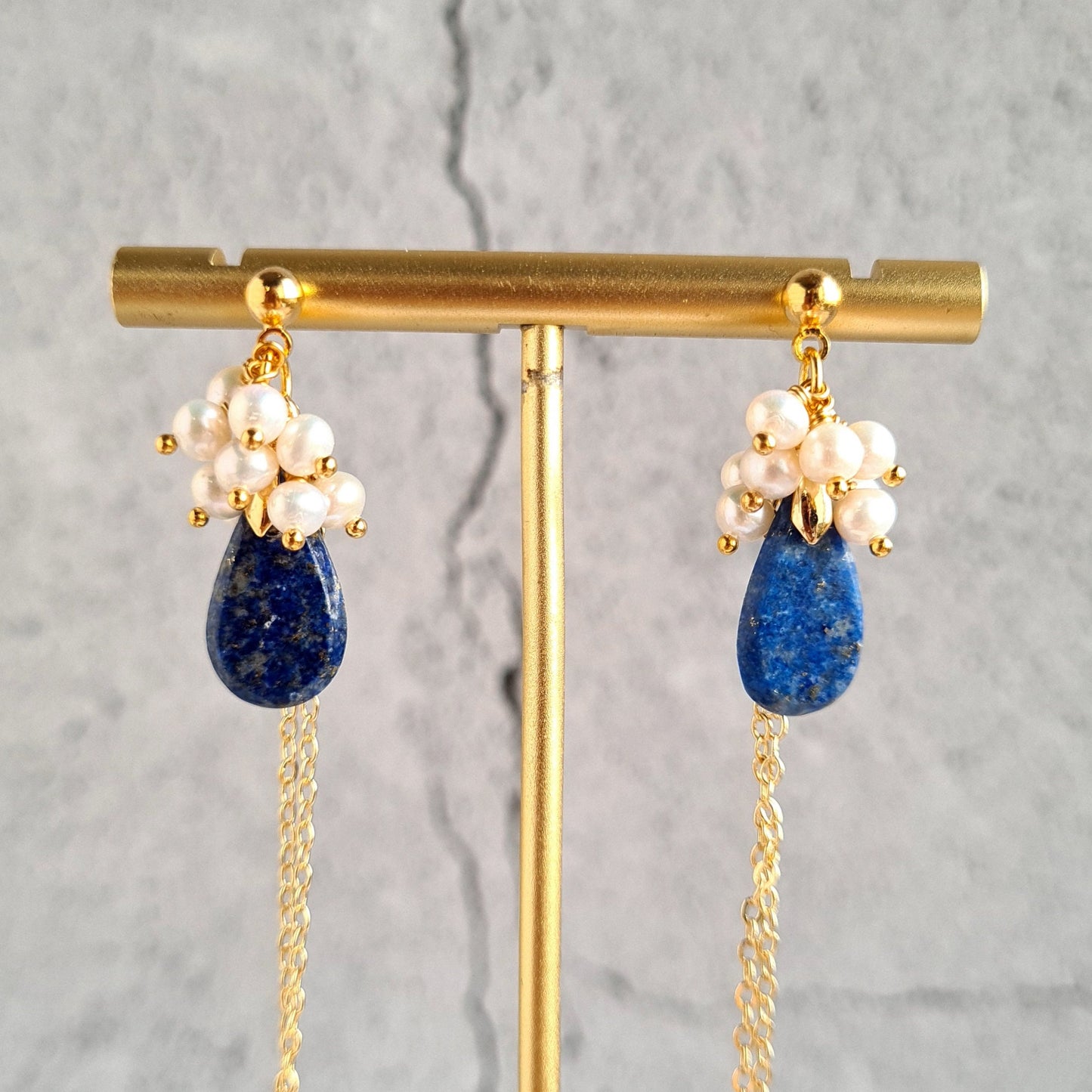 Lapis Lazuli Flat Cabochon with Fresh Water Pearl cluster Earrings & Necklace Set