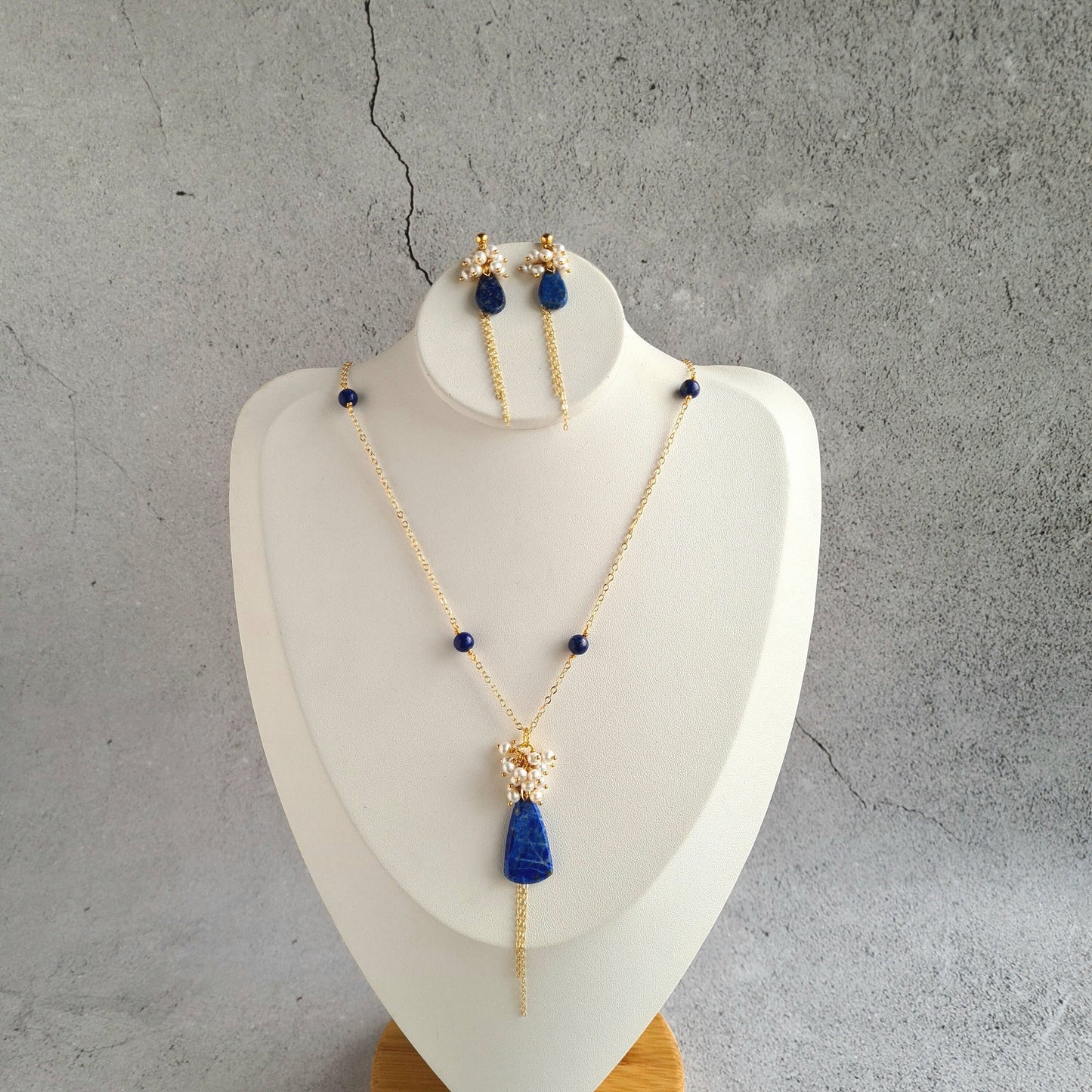 Lapis Lazuli Flat Cabochon with Fresh Water Pearl cluster Earrings & Necklace Set