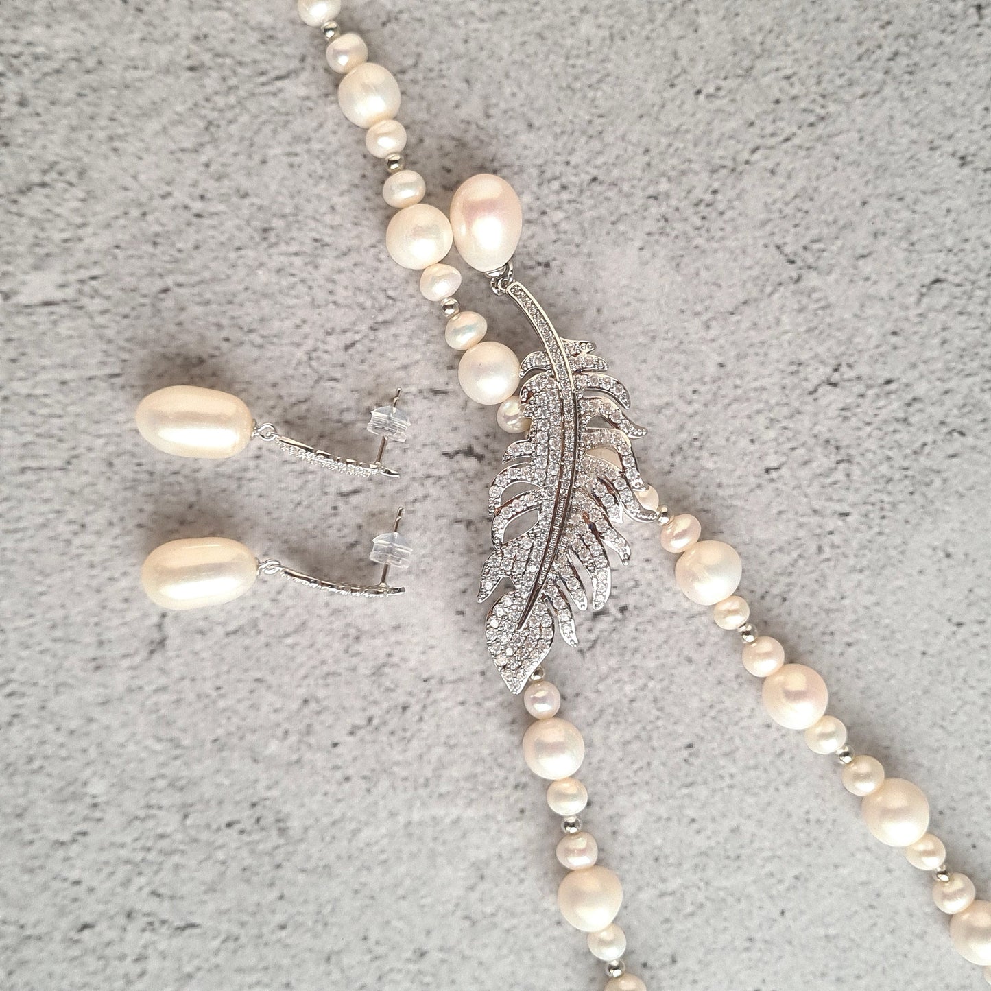 Fresh Water Pearl Lariat Necklace with feather Clasp & Feather Stud Earrings Set